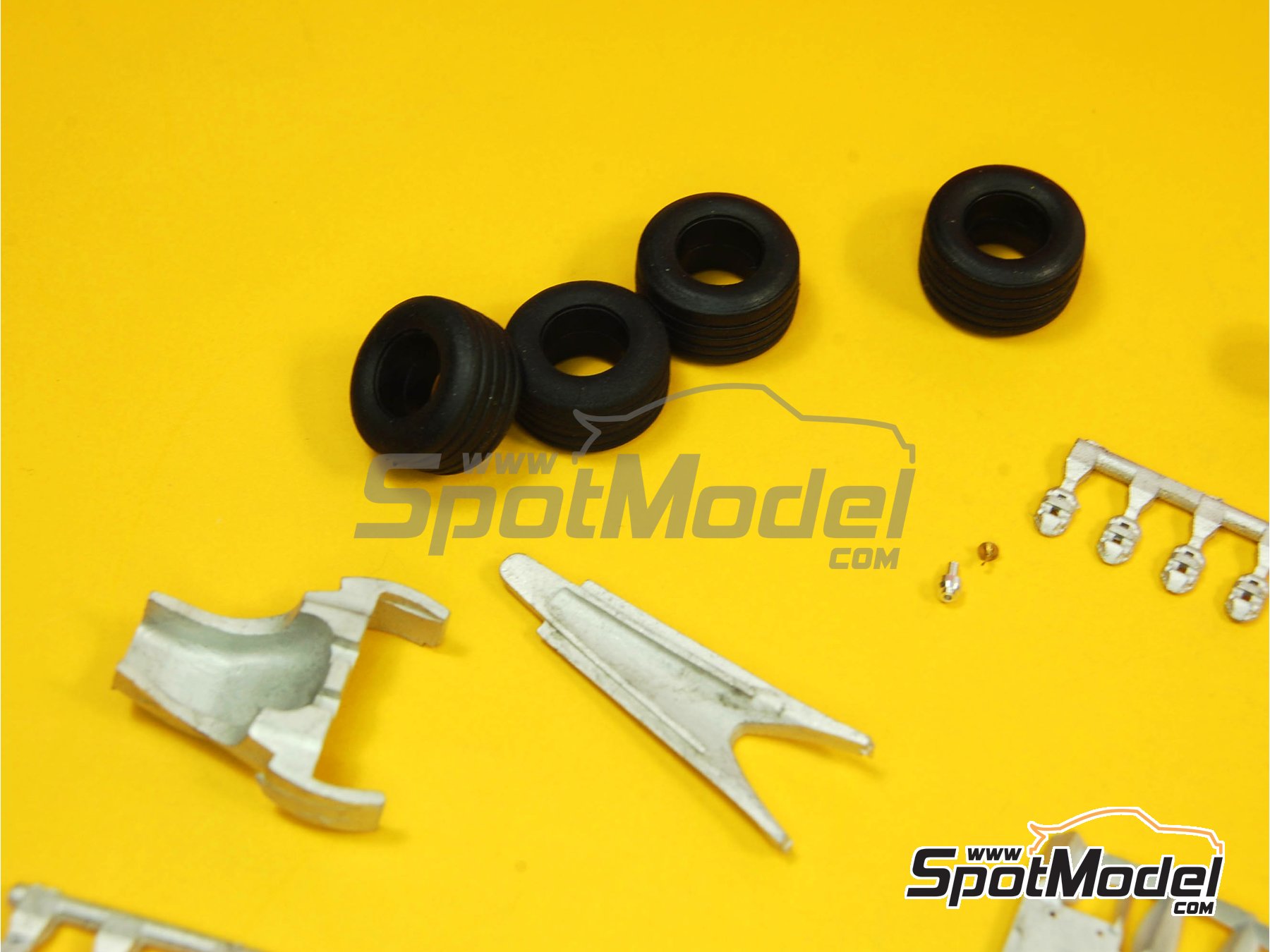 Tameo Kits TMK283: Car scale model kit 1/43 scale - Minardi Ford